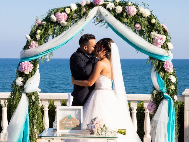 La boda de Luis y Carolina en Vilanova I La Geltru, Barcelona 29