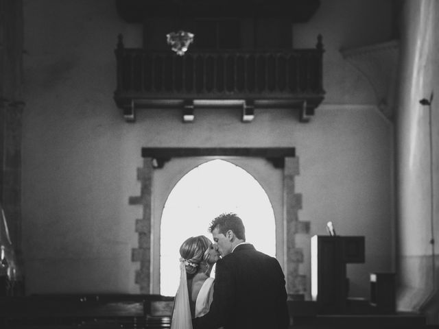 La boda de Paco y Beatriz en Casas De Los Pinos, Cuenca 32