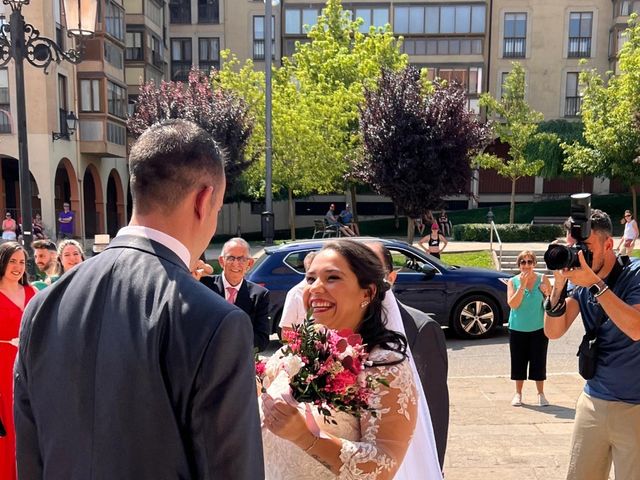 La boda de David  y Vanessa  en Soria, Soria 5