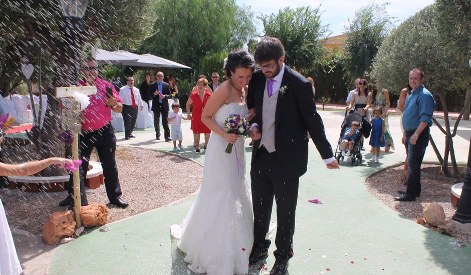 La boda de Rafa y Verónica en Alacant/alicante, Alicante