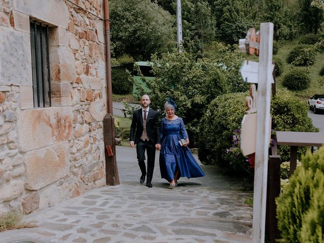 La boda de Mikel y Nerea en Atxondo, Vizcaya 29