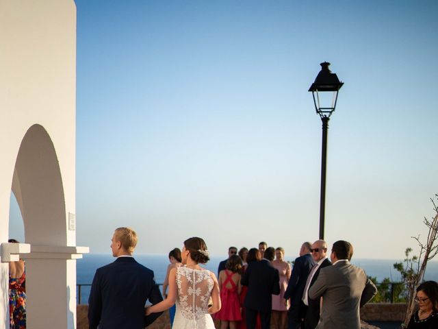La boda de Karol y Bea en Cala De San Vicente Ibiza, Islas Baleares 11