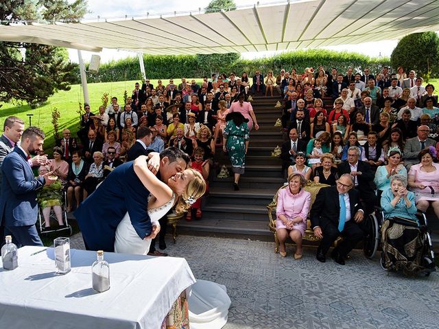 La boda de Daniel y Sara en Castejon, Navarra 65