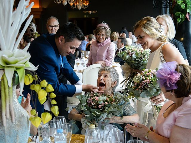 La boda de Daniel y Sara en Castejon, Navarra 79