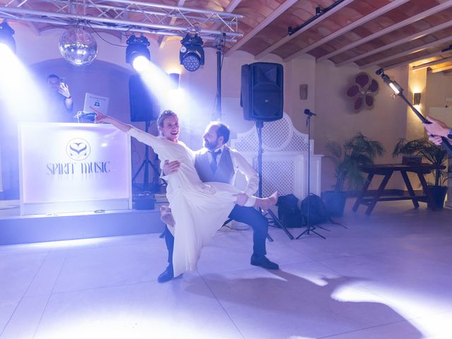 La boda de Apoli y Carmen en Sevilla, Sevilla 2