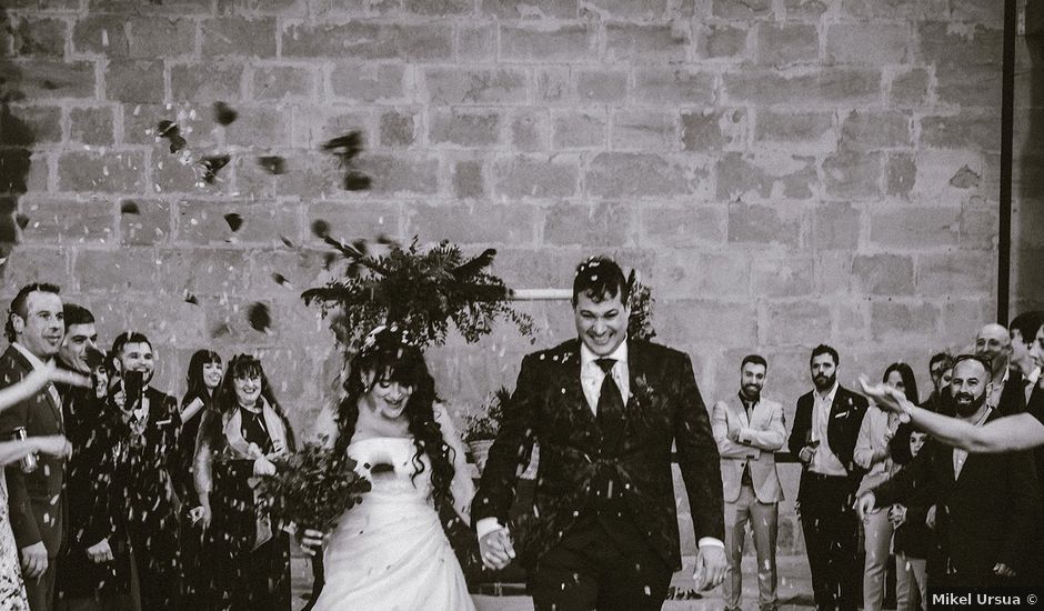 La boda de Aitor y Thais en Pueyo, Navarra