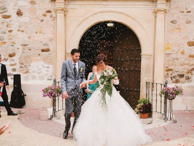 La boda de Daniel y Carmen en Talamanca Del Jarama, Madrid 104