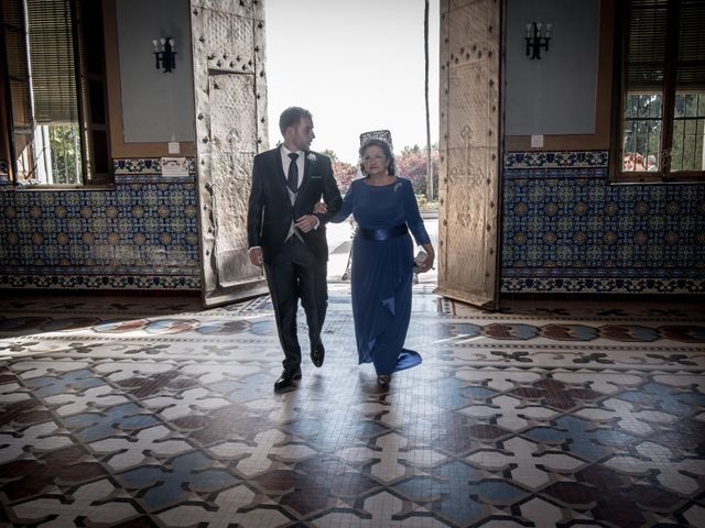 La boda de José María y Cristina en Los Palacios Y Villafranca, Sevilla 45