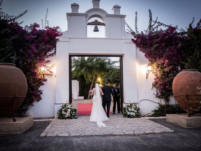 La boda de José María y Cristina en Los Palacios Y Villafranca, Sevilla 60