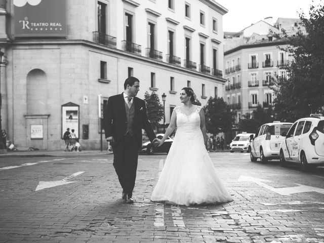 La boda de Ruben y Irene en Madrid, Madrid 33