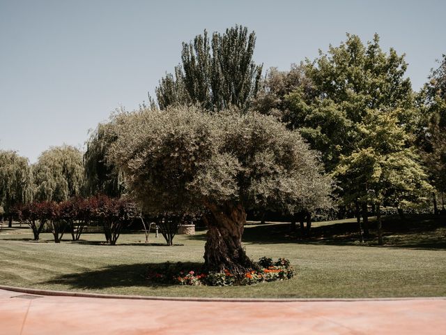 La boda de Javi y Anna en Bellvis, Lleida 4