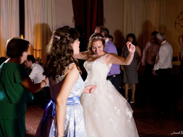 La boda de Luis y Laura en Torrecaballeros, Segovia 79