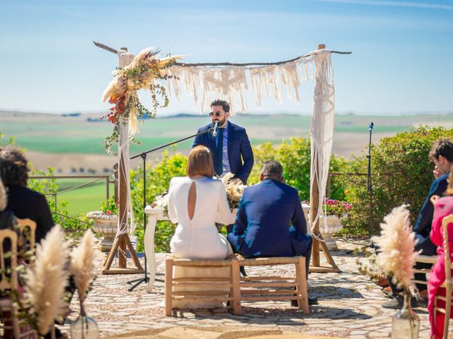 La boda de Nacho y Virginia en Jerez De La Frontera, Cádiz 33