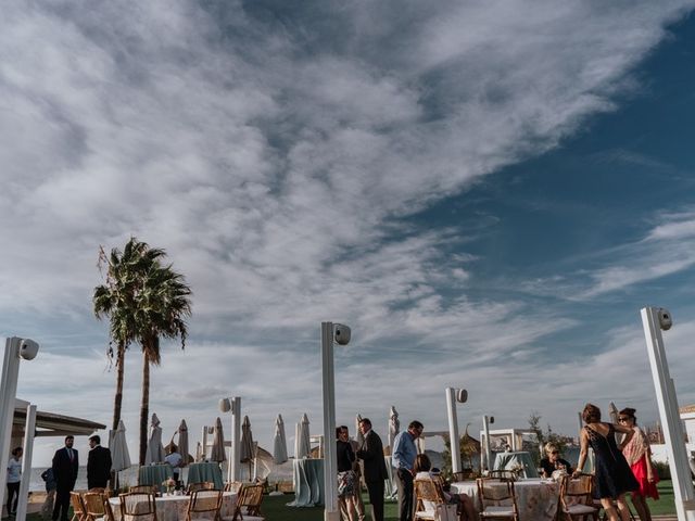 La boda de Bret y Victoria en La Manga Del Mar Menor, Murcia 24