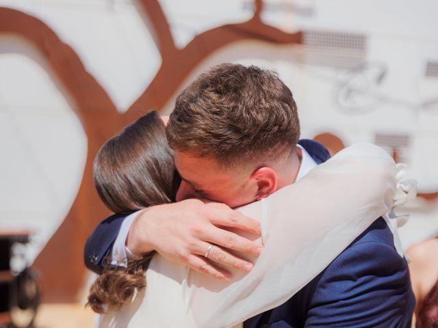 La boda de Tessi y Laura en Almería, Almería 31