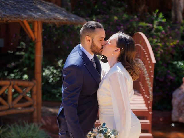La boda de Tessi y Laura en Almería, Almería 47