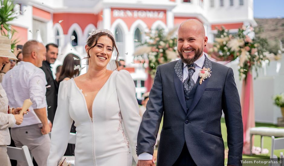 La boda de Patricia y Daniel en Arenas, Málaga