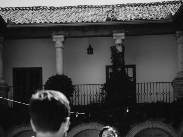 La boda de Víctor y Julia en Hoyuelos, Segovia 32