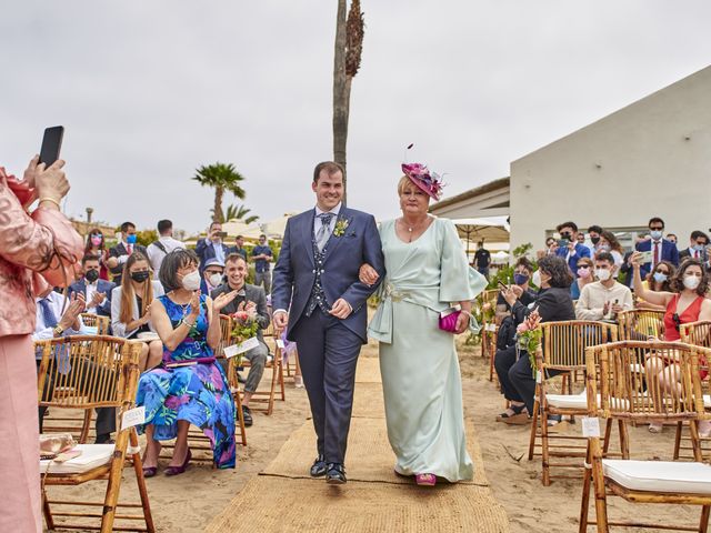 La boda de Alberto y Irene en La Manga Del Mar Menor, Murcia 28