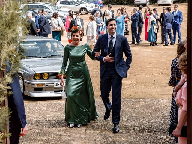 La boda de Eva y Jose Luis en Sevilla, Sevilla 23