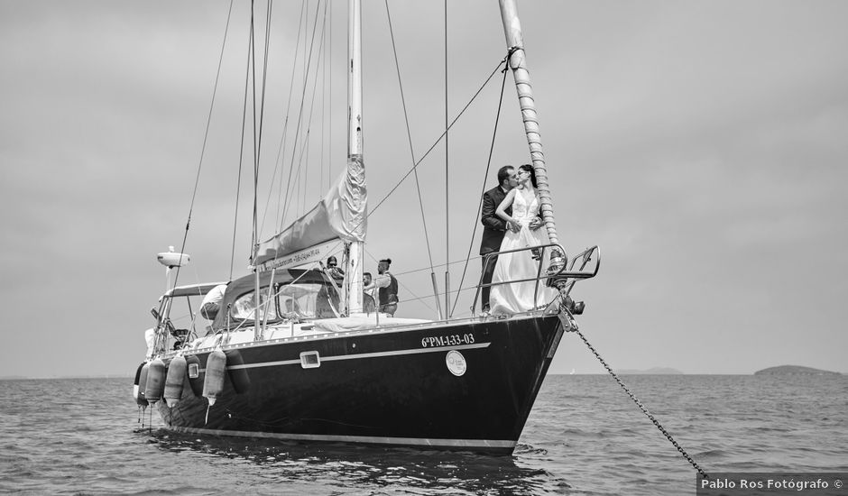 La boda de Alberto y Irene en La Manga Del Mar Menor, Murcia