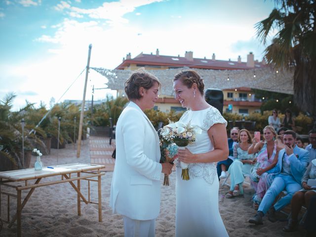 La boda de Irene y Cris en Malgrat De Mar, Barcelona 18