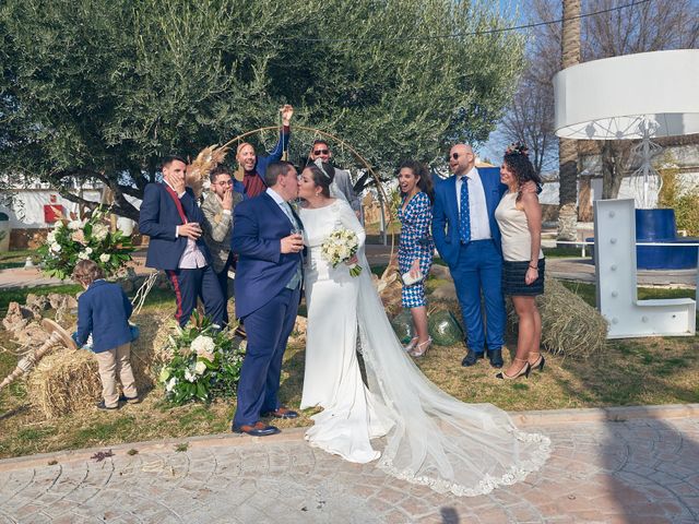 La boda de Tomás y Ana en Peal De Becerro, Jaén 15