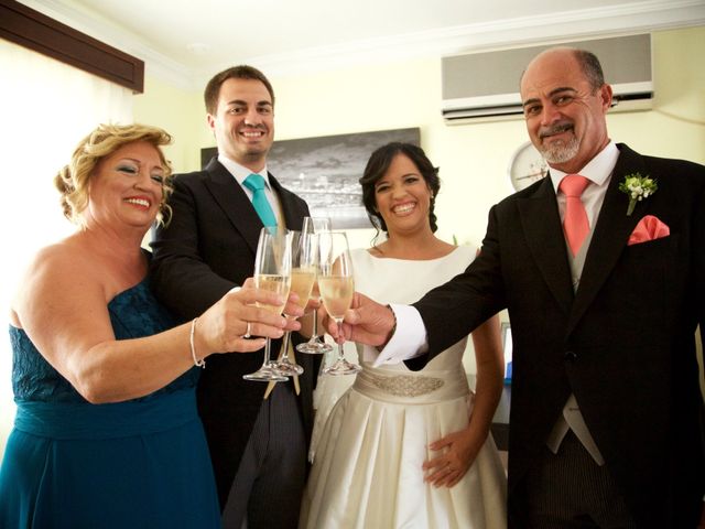 La boda de Quino y Rosa en San Fernando, Cádiz 11