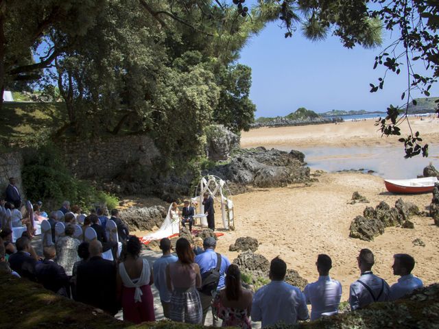 La boda de Javier y Clebia en Isla, Cantabria 12