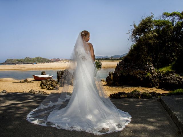 La boda de Javier y Clebia en Isla, Cantabria 18