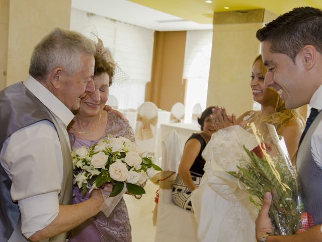 La boda de Javier y Clebia en Isla, Cantabria 27