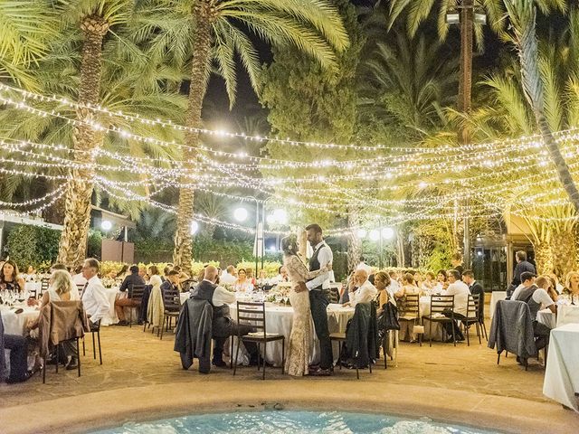 La boda de Roderic y Megan en Elx/elche, Alicante 27