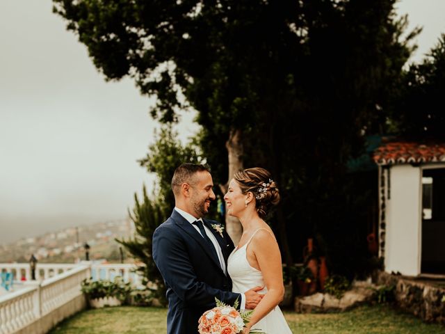 La boda de Virgina y Iván en Santa Cruz De Tenerife, Santa Cruz de Tenerife 32