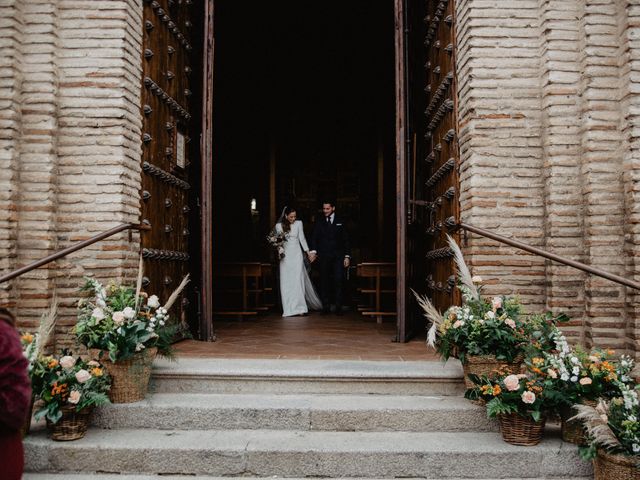 La boda de Ángel  y Nadia en Toledo, Toledo 8