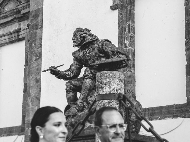 La boda de Ángel y Carmen en Llerena, Badajoz 32