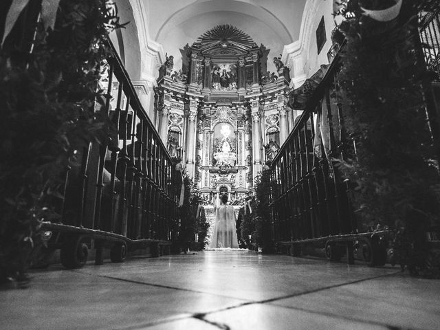 La boda de Ángel y Carmen en Llerena, Badajoz 35