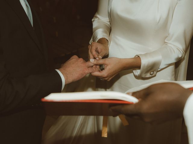 La boda de Ángel y Carmen en Llerena, Badajoz 38