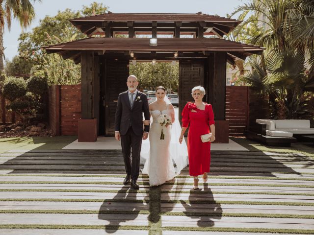 La boda de CLARA y ISAAC en Lorca, Murcia 13