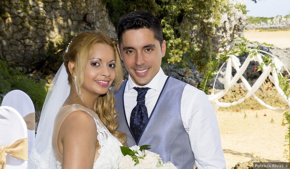 La boda de Javier y Clebia en Isla, Cantabria