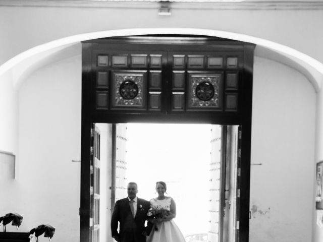 La boda de Fernando y Mónica en San Fernando, Cádiz 21