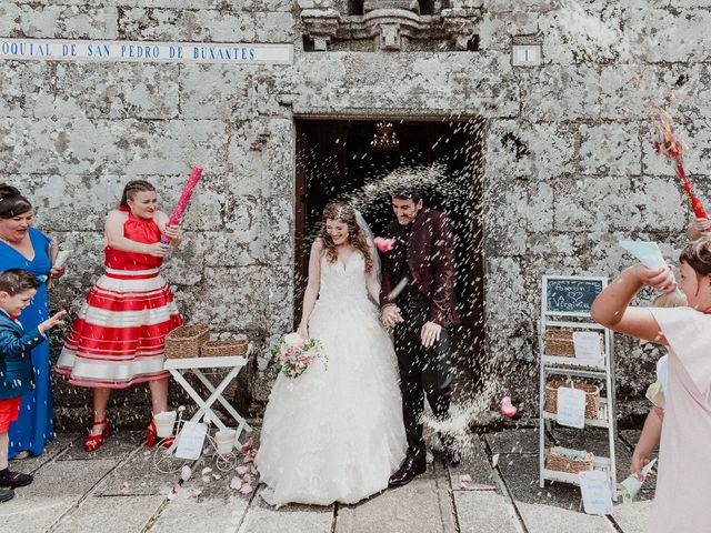 La boda de Aarón y Virginia en Laxe, A Coruña 61