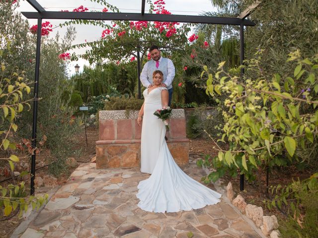 La boda de Manuel y Maria del Mar en Alora, Málaga 15