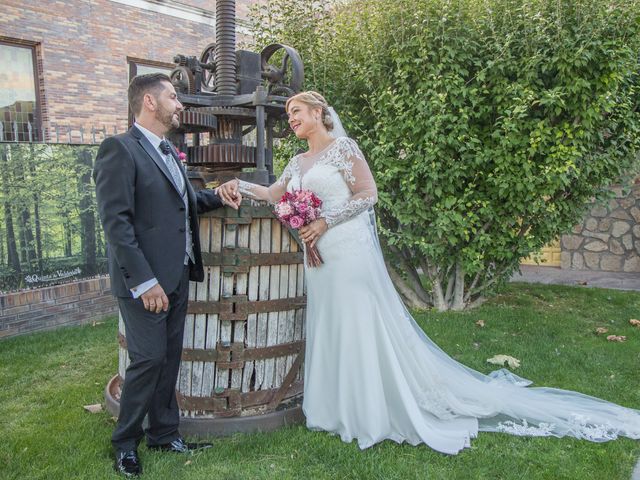 La boda de Pedro y Verónica en Torrejon De La Calzada, Madrid 13