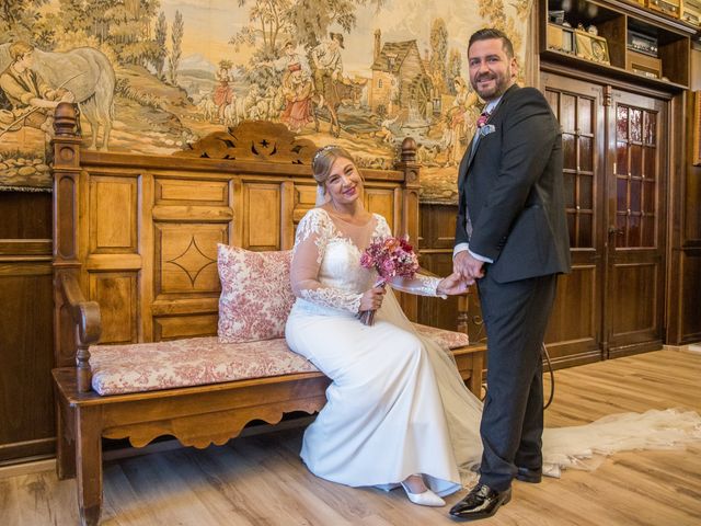 La boda de Pedro y Verónica en Torrejon De La Calzada, Madrid 15