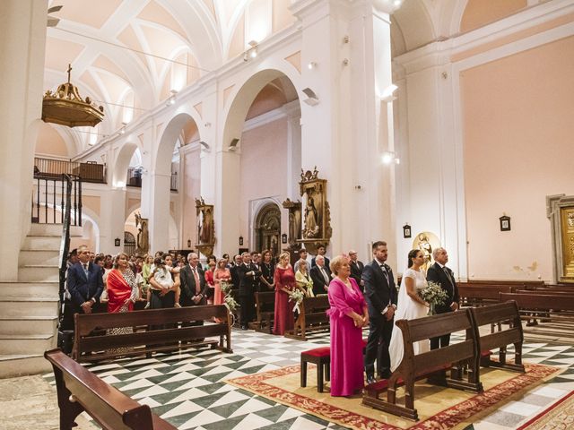 La boda de Rubén y Almudena en Chinchon, Madrid 11