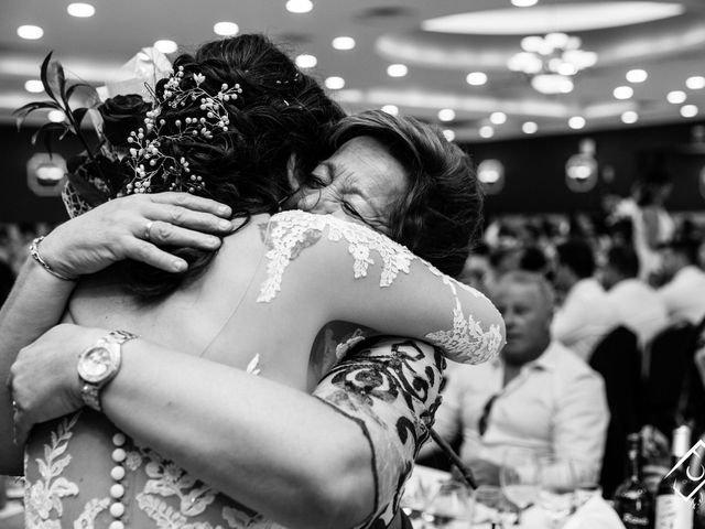 La boda de Manuel y Teresa  en Membrilla, Ciudad Real 17