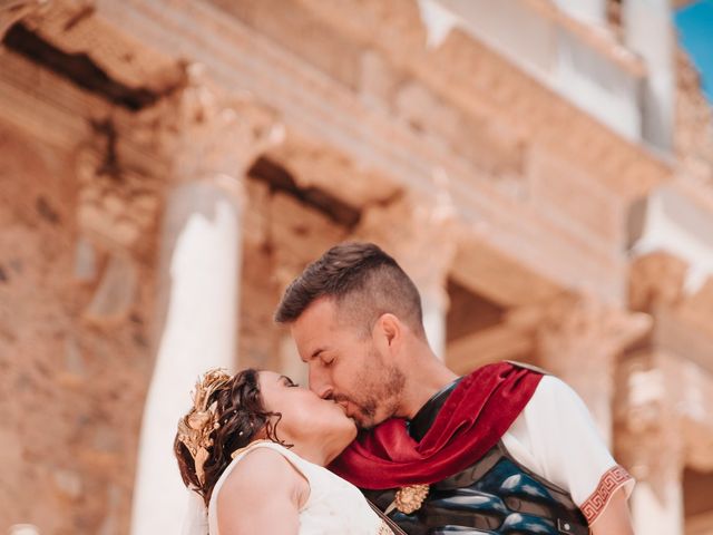 La boda de Víctor y Mónica en Mérida, Badajoz 38