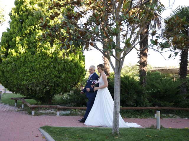La boda de Victor y Mar en Brunete, Madrid 2