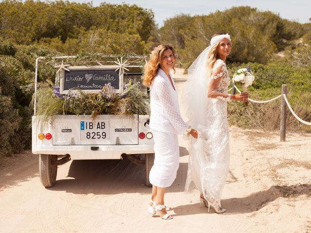 La boda de Dario y Camilla en Sant Francesc De Formentera, Islas Baleares 25