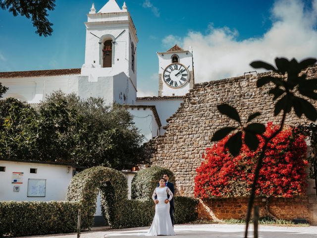 La boda de Trini y Rafa en Cartaya, Huelva 25